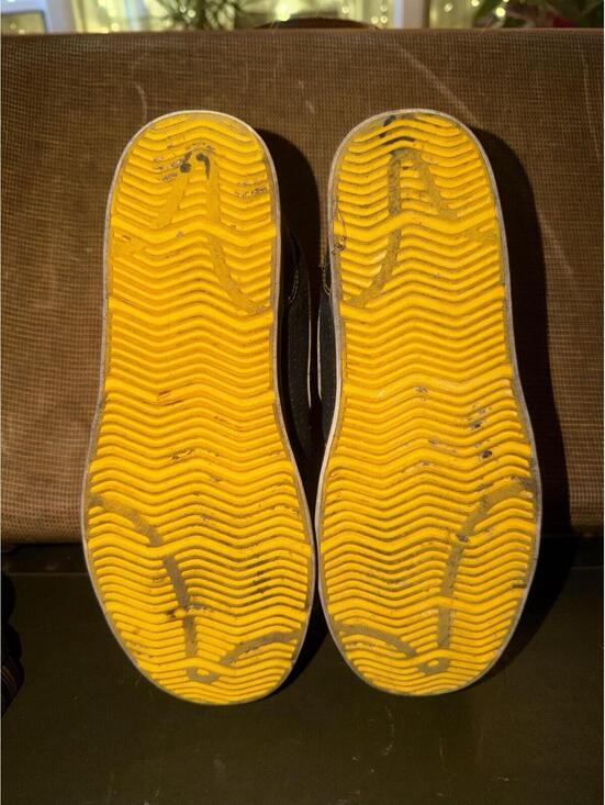 ?? Nike SB Low Skate Shoes Black Yellow Men’s 7.5 Suede Leather ?? main image 10